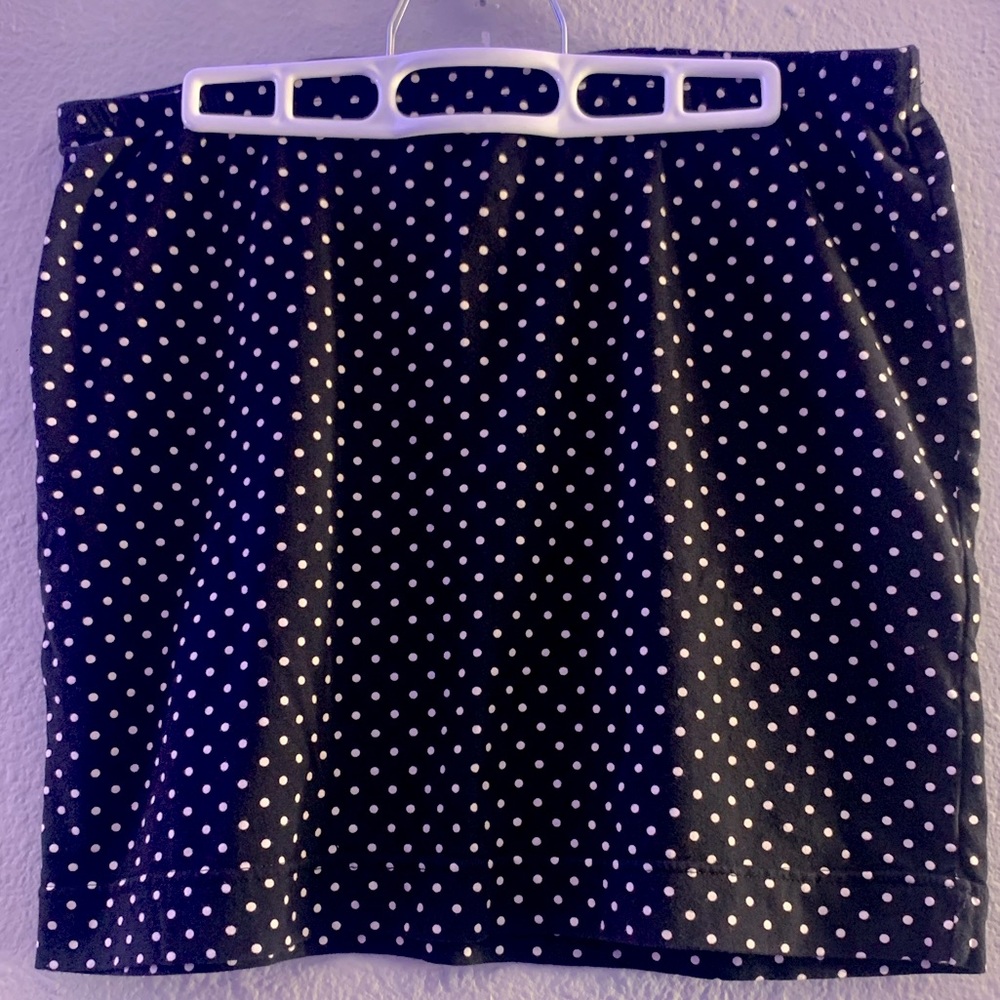 H&M Black & white polka dot mini, size L